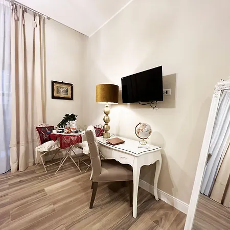 Domus Deorum Deluxe 4*