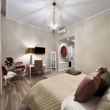 Domus Deorum Deluxe Bed and breakfast Nápoles