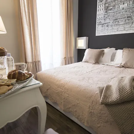 Domus Deorum Deluxe Frühstückspension Neapel