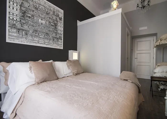 Domus Deorum Deluxe Bed & Breakfast Neapel