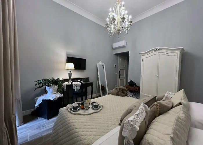 Domus Deorum Deluxe Bed & Breakfast Neapel
