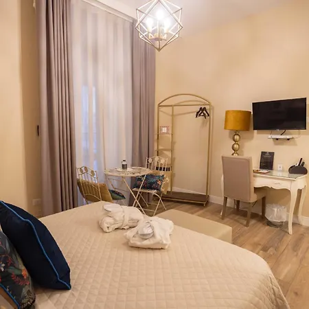 Bed & Breakfast Domus Deorum Deluxe 2*