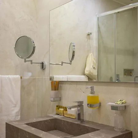 Domus Deorum Deluxe 2*