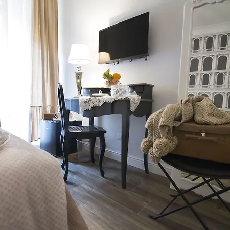 Domus Deorum Deluxe Neapol