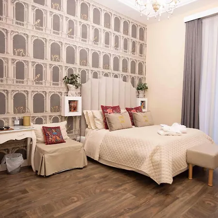 Domus Deorum Deluxe