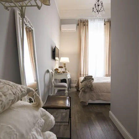 Domus Deorum Deluxe B&B 나폴리